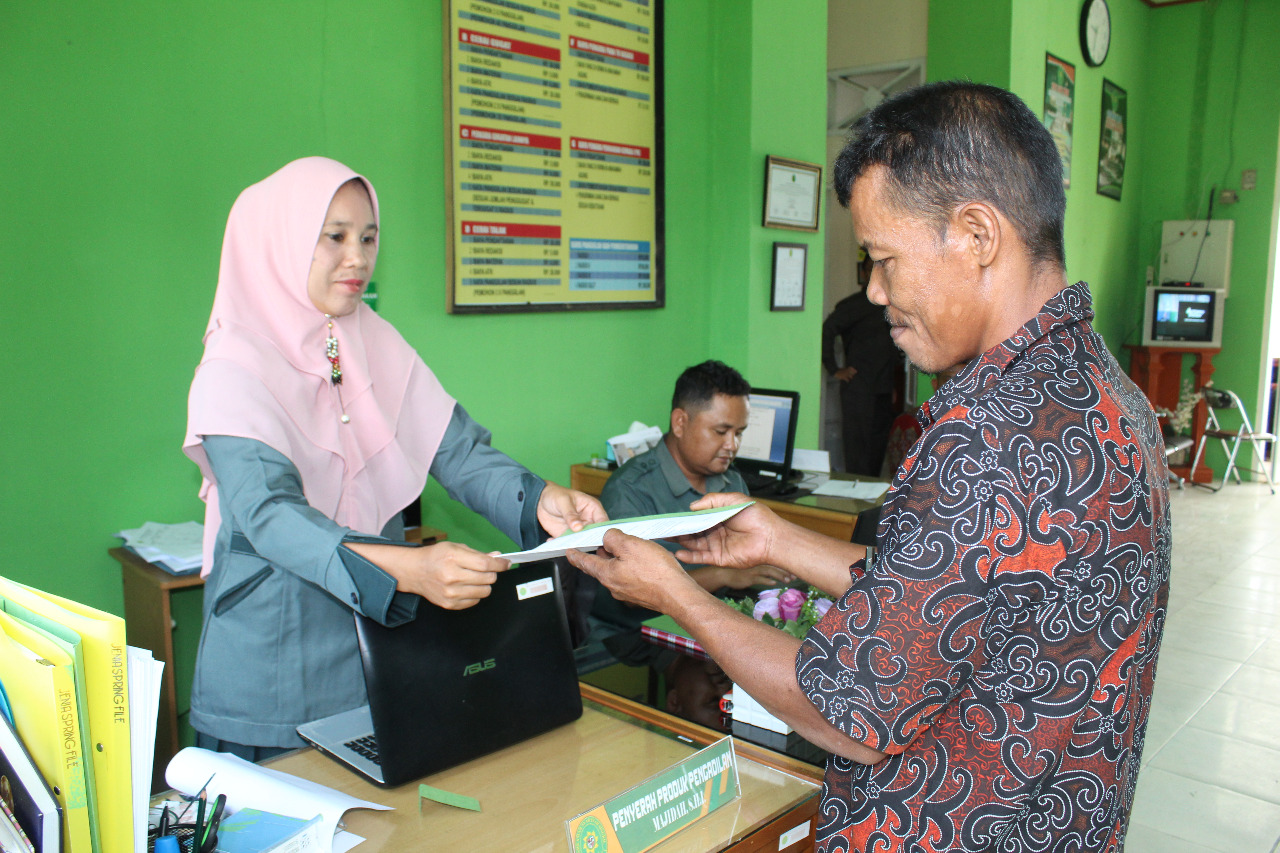 Penyerahan Produk Pengadilan